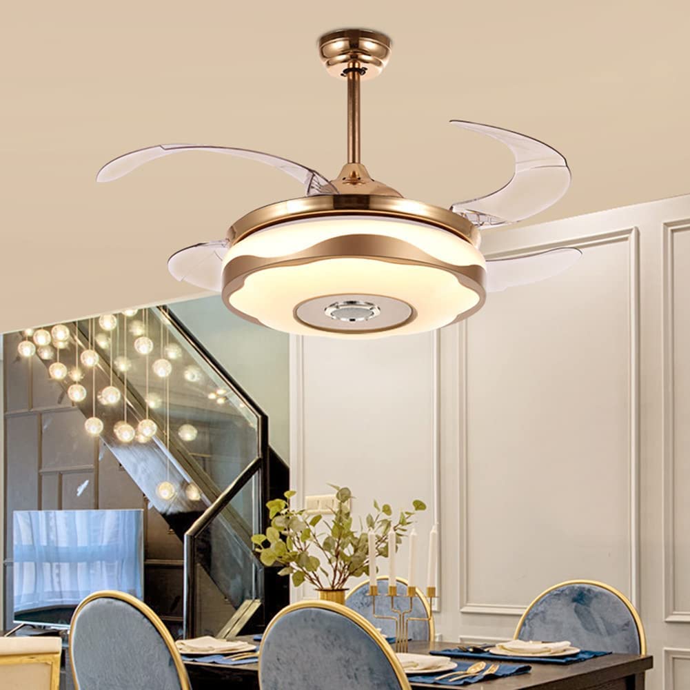 Retractable fan blades