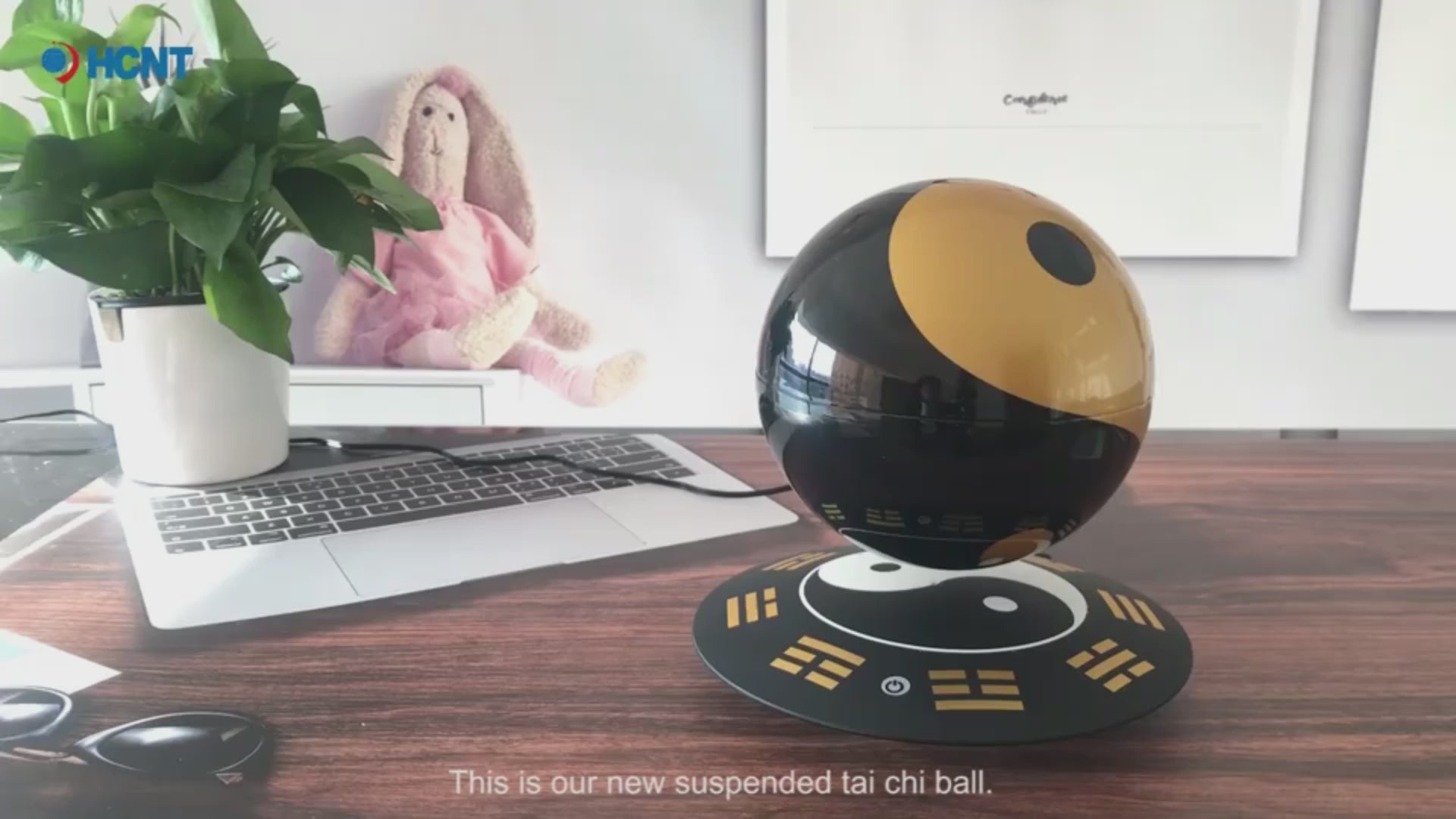 Magnetic Levitation Lamp