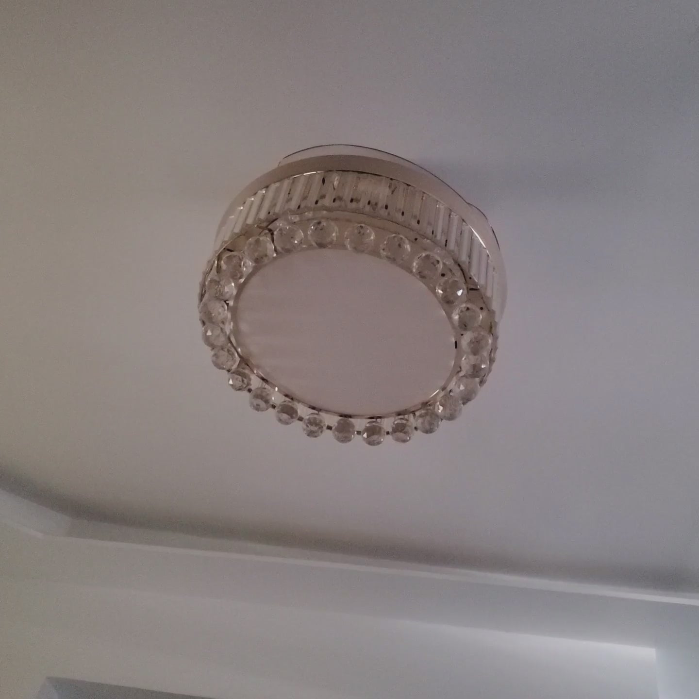 retractable ceiling fans